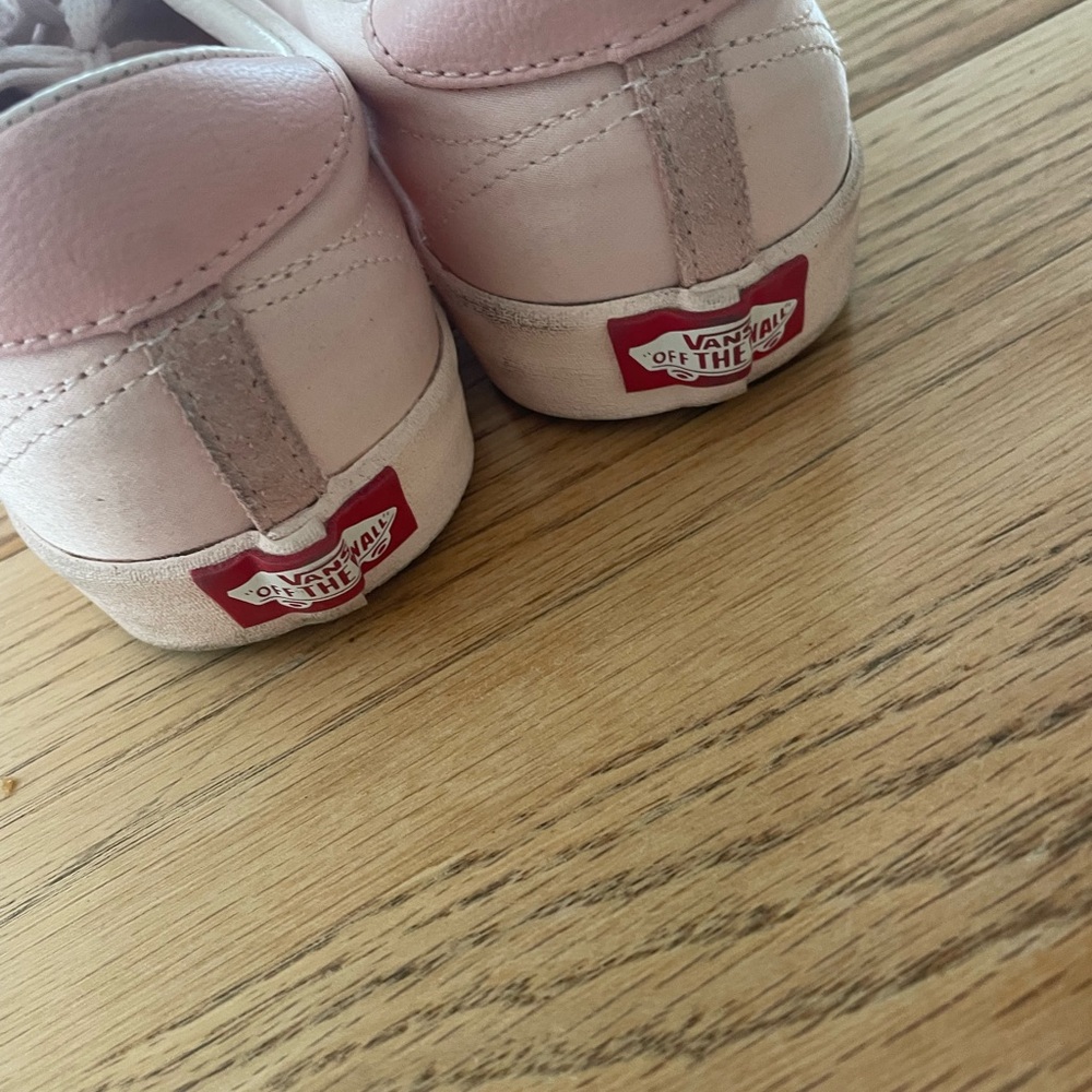 Vans women Light Pink Sneakers